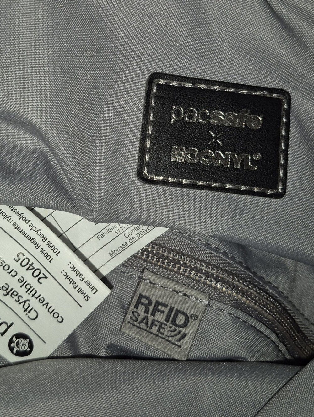 🔥EUC! Pacsafe RFID Citysafe CX Convertible Crossbody Bag 20405 ECONYL Grey - Picture 9 of 10